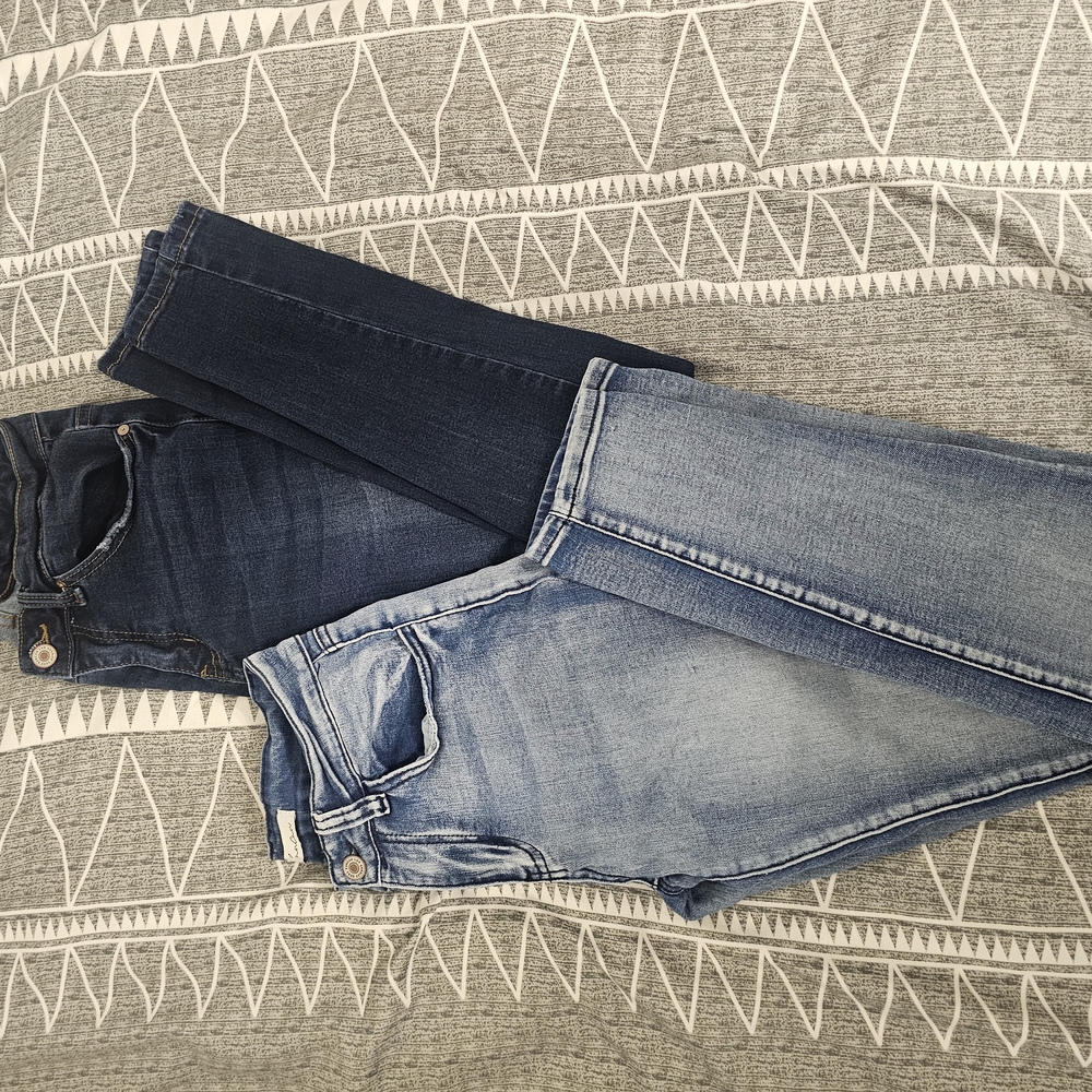 Blue Skinny Jeans with Classic Denim Wash